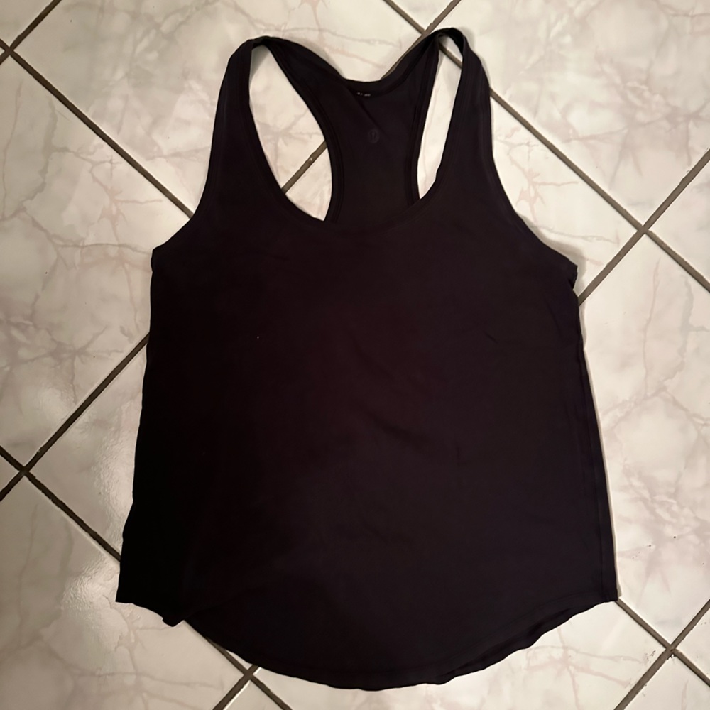 Lululemon black tank